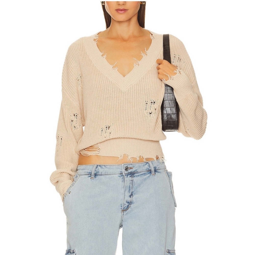 Ser.O.Ya Distressed V-Neck Cream Sweater